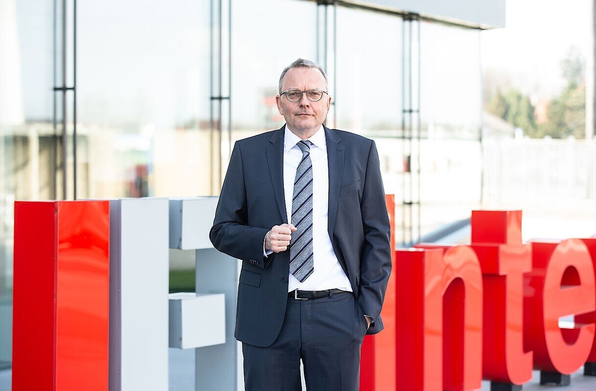 „IFN-Miteigentümer Christian Klinger: "Wir können im Netzwerk die gesamte Produktpalette in den Bereichen Fenster-, Türen-, Fassaden- und Sonnenschutz anbieten."