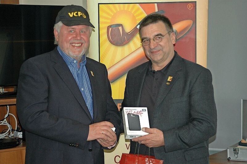 Ein Bild aus besseren Tagen: Erst im Frühjahr 2018 hatte Albert Wagner das Präsidentenamt von Alt- und Ehrenpräsident Klaus W. Fischer übernommen. Nun sprang der langjährige Vize Willi Gröbner als neuer VCPÖ-Präsident ein.