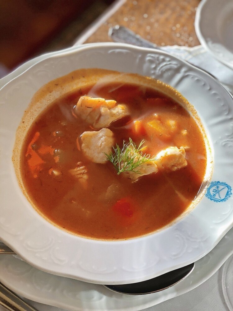 Paprika-Fischsuppe.