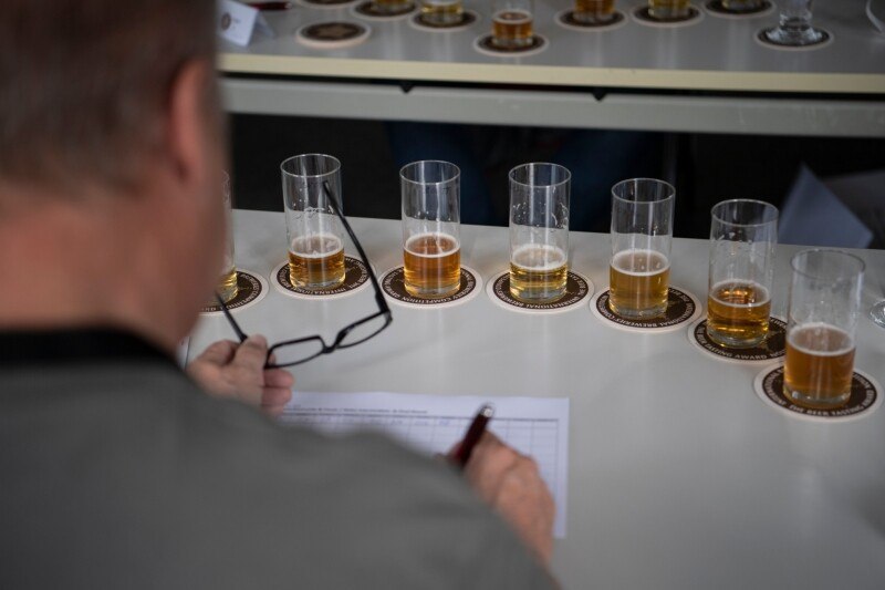 2.036 Biere in 70 Brauereien wurden heuer eingereicht.