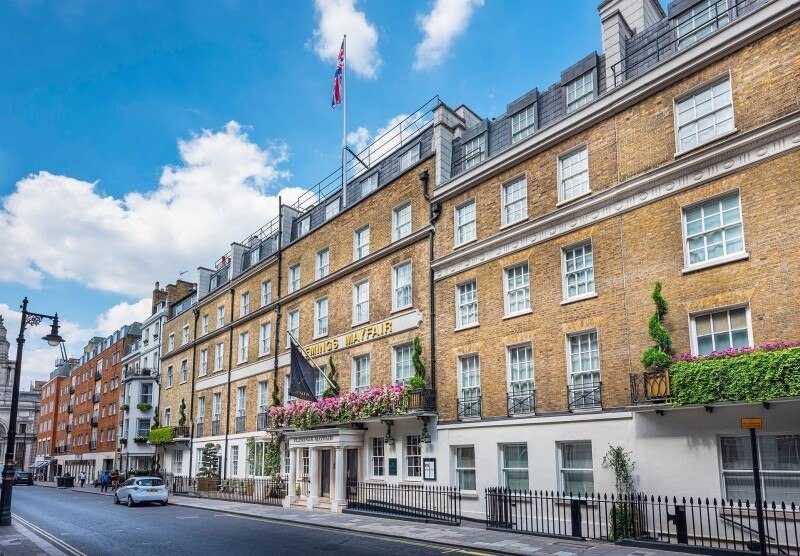 Das Flemings Mayfair zählt zu den ältesten Hotels der britischen Hauptstadt. Das Haus stammt aus dem Jahr 1851 und ist eines der wenigen noch in Privatbesitz befindlichen Hotels Londons.