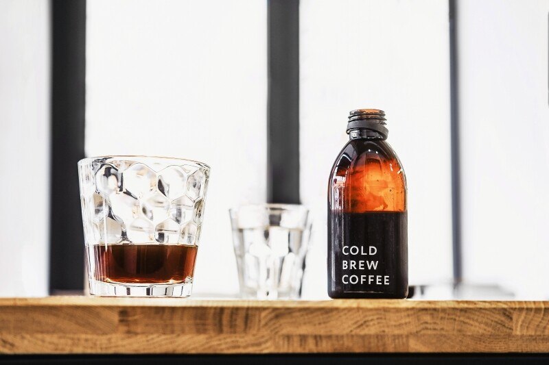 © Getty Images / JulyProkopiv In den USA soll Cold Brew 2024 rund 1,63 Milliarden Dollar umsetzen.