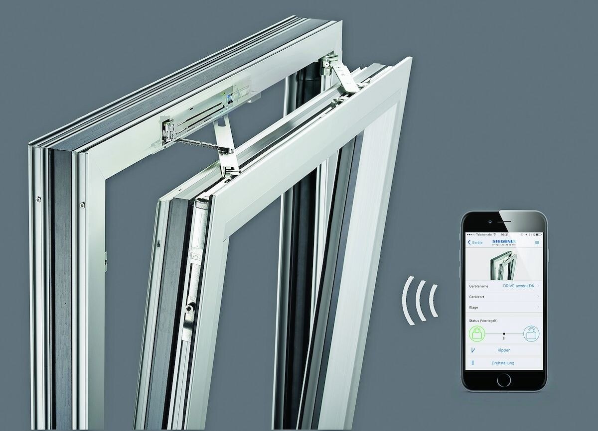 Per Smartphone-App können moderne Fenster geöffnet und geschlossen werden.