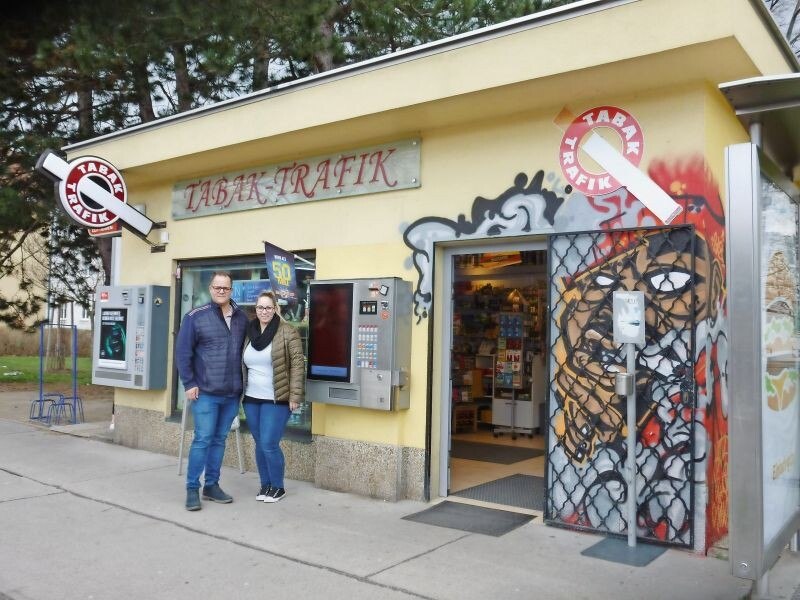 Das junge Ehepaar steckt viel Kraft und Engagement in ihren Kiosk. Für Thomas Hohenrieder hat sich ein Traum erfüllt, den seine ganze Verwandtschaft und ein großer Teil seiner Freunde lebt.
