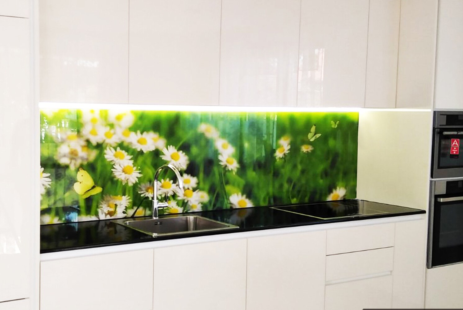 © Tecglass Moderner Digitaldruck auf Glas eröffnet unzählige exklusive und individuelle Gestaltungsmöglichkeiten.