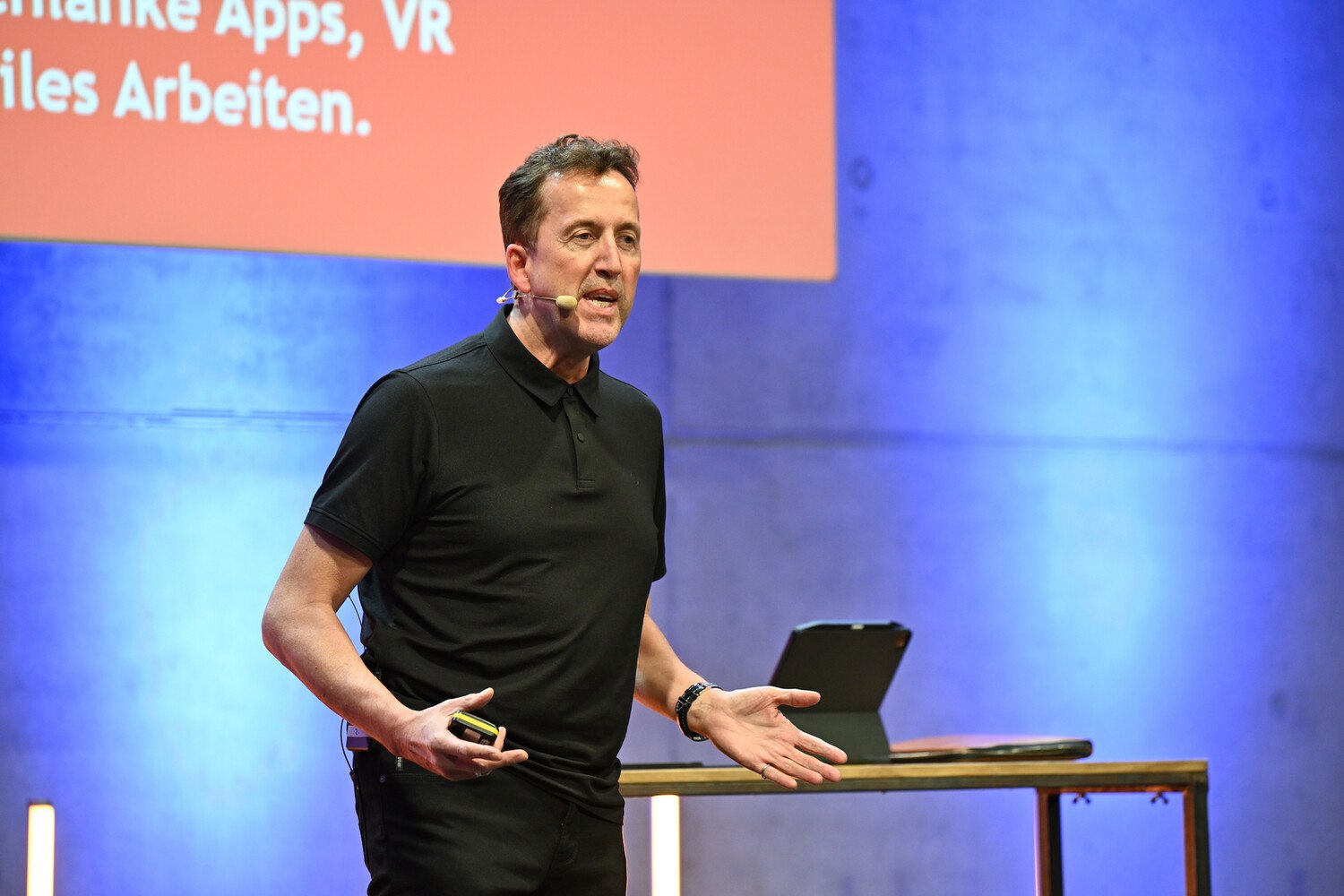 Dachdeckermeister und Podcaster Karl-Heinz Krawczyk betonte in seinem Vortrag die hohe Relevanz von Netzwerken.