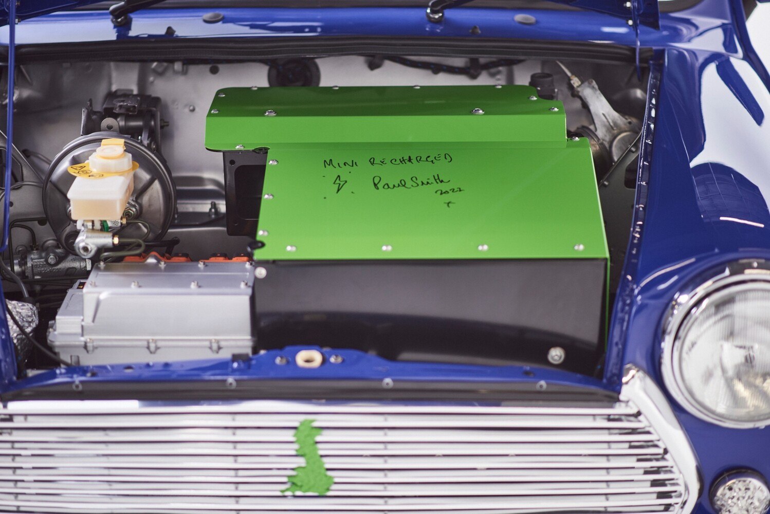 © BMW Group Mini Classic Recharged by Paul Smith