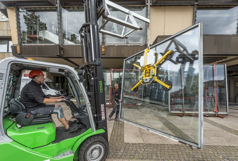 Rund 550 Kilogramm bringt ein Scheiben-Element auf die Waage.