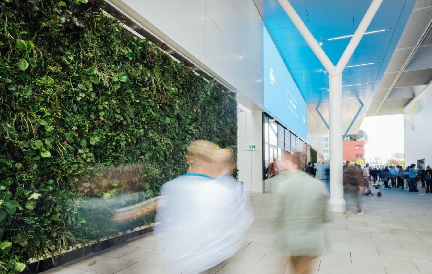 © ACV.at / Manzano Images
Die Frische von zwei 'Greenwalls' im Eingangsbereich begrüßt ab sofort die Besucher des ACV.
ACV Wien