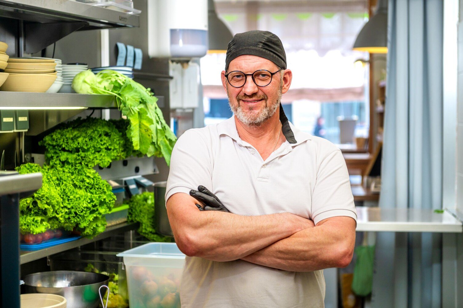 © August Lechner
Joachim Ivany (Grünn Wirtschaft): Die Branche verliert potenzielle Fachkräfte, weil eine wachsende Zahl junger, vegan oder vegetarisch lebender Menschen eine traditionelle Kochlehre nicht mit ihrem Gewissen vereinbaren kann.
Joachim Ivany