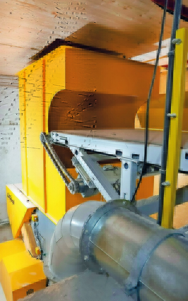 Untha LR1400 inklusive Sondertrichter und Absauganlage
