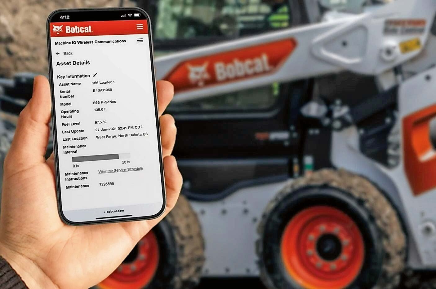 Machine IQ von Bobcat und ein smartphone