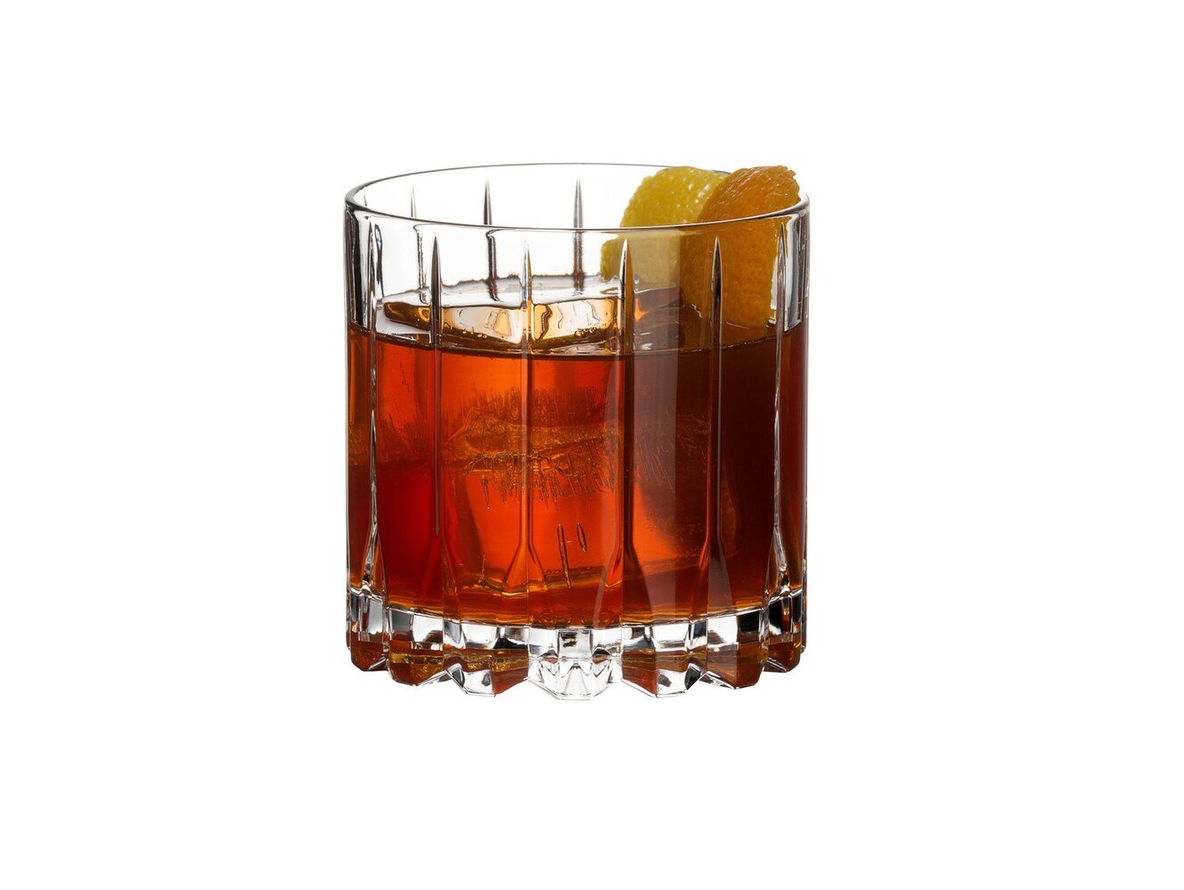 © Riedel Glas
Tumbler der „Resort Collection“: Die Herstellung dauert länger als bei Glas.
Riedel Plastikglas