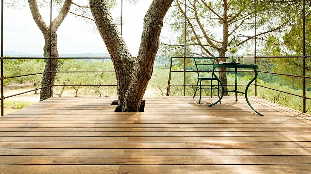 Holzterrasse