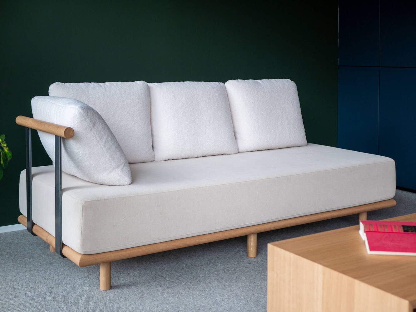 Modulares Sofa "Alma" von der Tiroler Tischlerei Gabriel Forcher