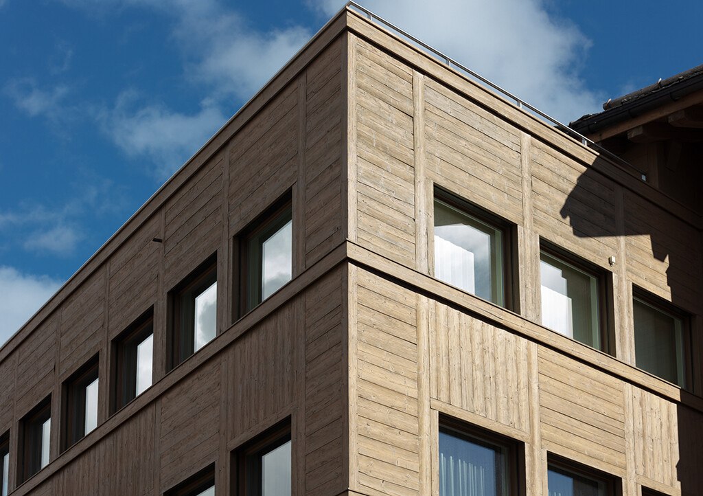 Holzfassade Hotel Crans Montana