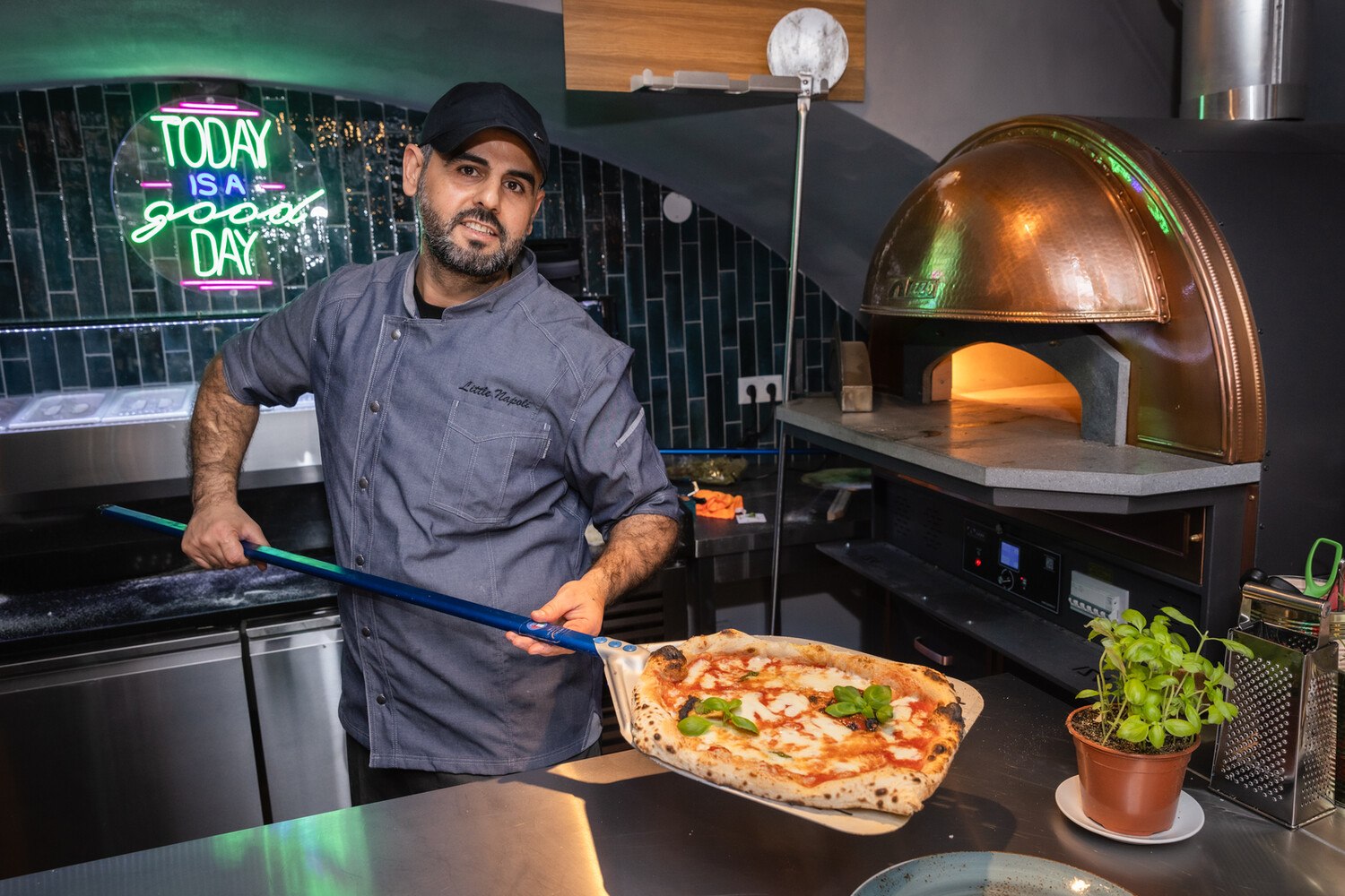Pizzaofen bei der Arbeit