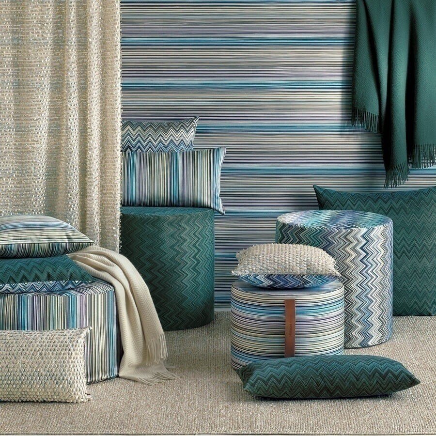 Kissen und Hocker aus der Missoni Home Collection