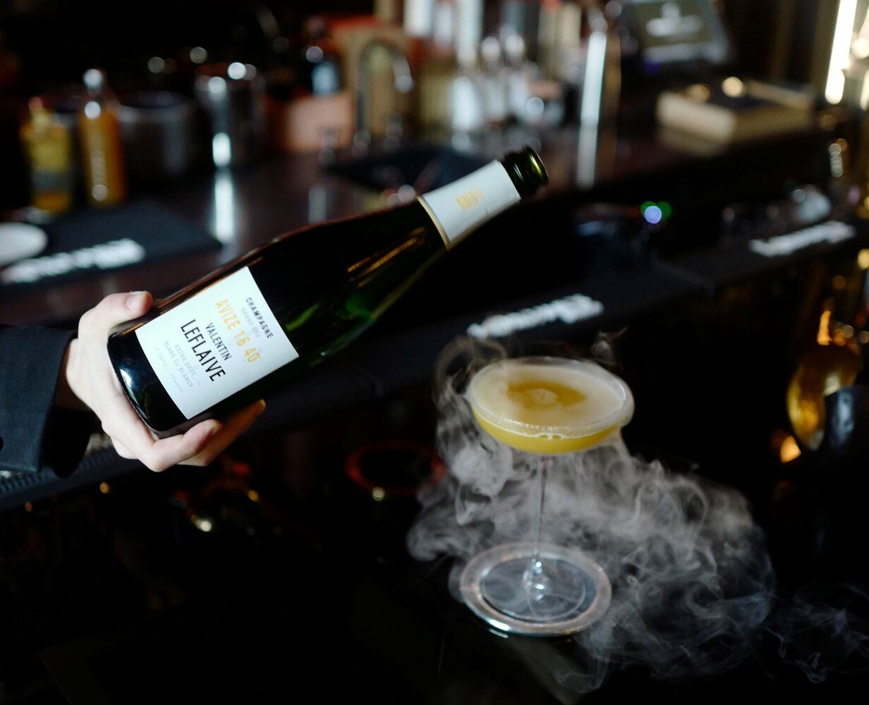 © Roland Graf Senns Bar