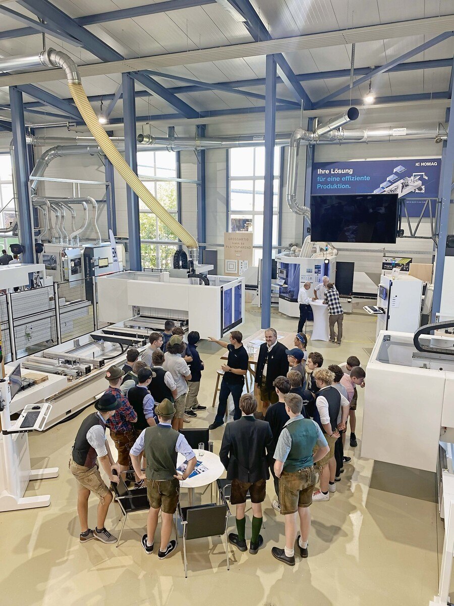 CNC-Bearbeitungszentrum Centateq-P210 von Homag