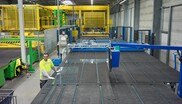 Zuschnitt mit Restblattspeicher im Werk Würselen von Vetrotech Saint-Gobain Deutschland.