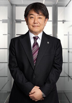Portrait von Junichi Kajima, Präsident und Geschäftsführer der Kansai Helios Gruppe