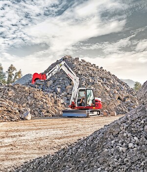 Ein Takeuchi-Bagger mir Assistenzsystem von ­ Huppenkothen.