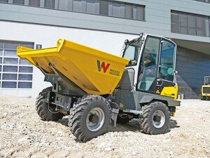 Der neue Vier-Tonnen-Dumper von Wacker Neuson mit hydrostatischem Allradantrieb.