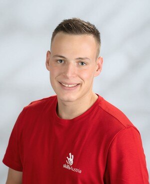 Portraitfoto von Christoph Pessl.