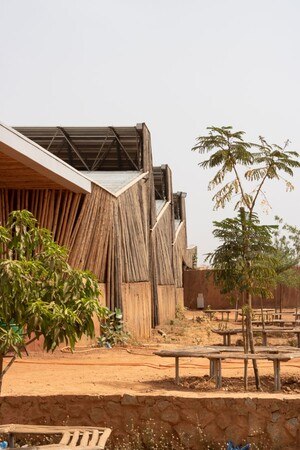 Burkina Institute of Technology (BIT), Koudougou, Burkina Faso, von Francis Kéré Architecture