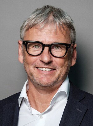 Portrait von Klaus Heberfellner, Geschäftsführer der Austrotherm Gruppe.
