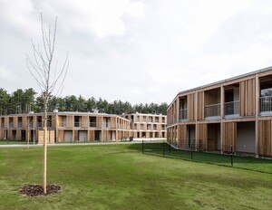 Außenansicht der freistehenden Wohnbauten in St. Egyden.