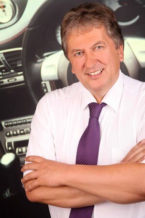 Franz Ofer
© Ofer Franz Ofer