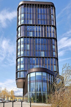 Ein Bürohaus als Landmarke in Aarhus