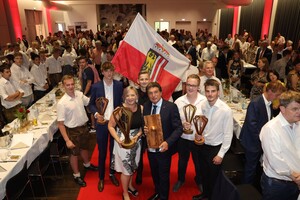 Oberösterreich wurde bestes Team und übernahm den Wanderpokal von der Steiermark.