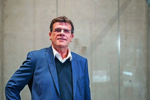 Bundesinnungsmeister der Glaser, Dachdecker und Spengler Walter Stackler.