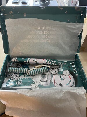 © Imperial Tobacco Die Dekobox enthält sämtliche Werbemittel zur Dekoration der Trafik.