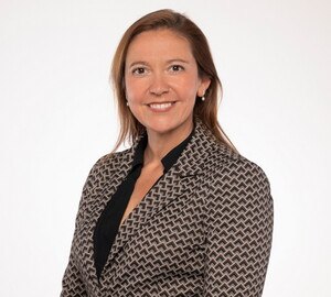 Frau im Blazer