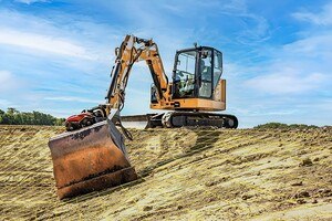 Bei der nächsten Generation an Cat-Minibaggern können Assistenzsysteme und 3D-Maschinensteuerung wie bei den Großen eingesetzt werden.
