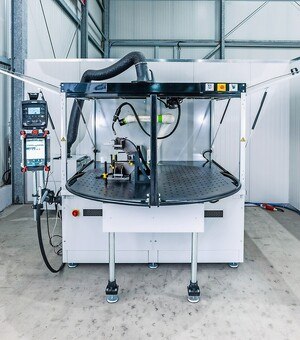 Schweißzelle EWM mit XQbot 