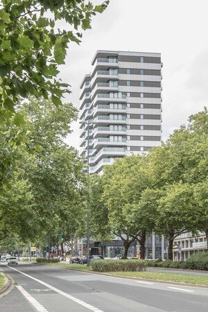 Der Wohnturm hat eine Höhe von 60 m, was für Essen und seine Umgebung eher ungewöhnlich ist.