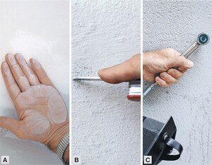 © Sto Prüfung einer Mauer auf Feuchtigkeit