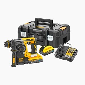 Dewalt setzt bei seinen neuen Akku- Werkzeugen auf die Powerstack-Technologie, um mehr Leistung bei geringem Gewicht herauszuholen.