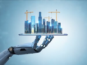 Computerhand, die eine Baustelle auf einem Tablett hält