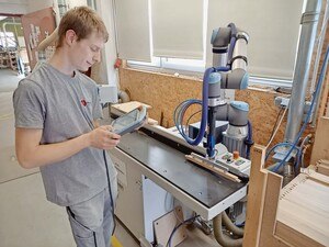 Cobot bei Grassmann Sessel