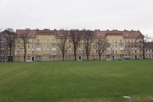 Johann-Hoffmann-Platz 10-15, 1120 Wien