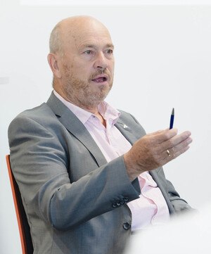 Peter Amann ist allgemein beeideter und gerichtlich zertifizierter Sachverständiger und seit 2020 Mitglied des Business Boards von Grünstattgrau – er leitet den Fachausschuss Flachdach.
