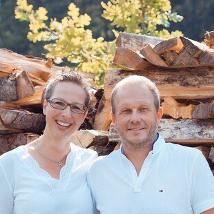 © Teufelbeschlag GmbH Alexandra und Christian Steigerwald, geschäftsführende Gesellschafter der Teufelbeschlag GmbH, sind in Österreich auf der Suche nach einem neuen „Mann vor Ort“.