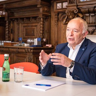 © A.C.I.C./Nadja Nemetz Rät dazu, jetzt möglichst viel Cash aufzubauen: Peter Androsch (Geschäftsführender Gesellschafter A.C.I.C.