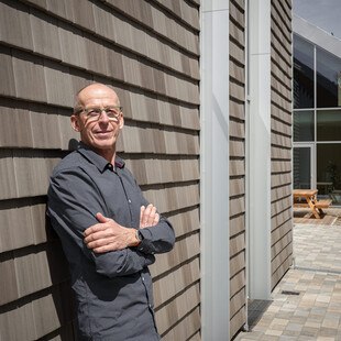 Ing. Walter Schlenkert ist Objektberater Dach bei Wienerberger Österreich.